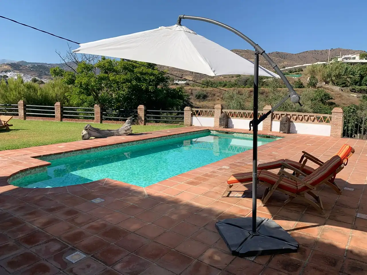 Piscina de Casa o chalet en venta en Torrox con Jardín privado, Terraza y Piscina