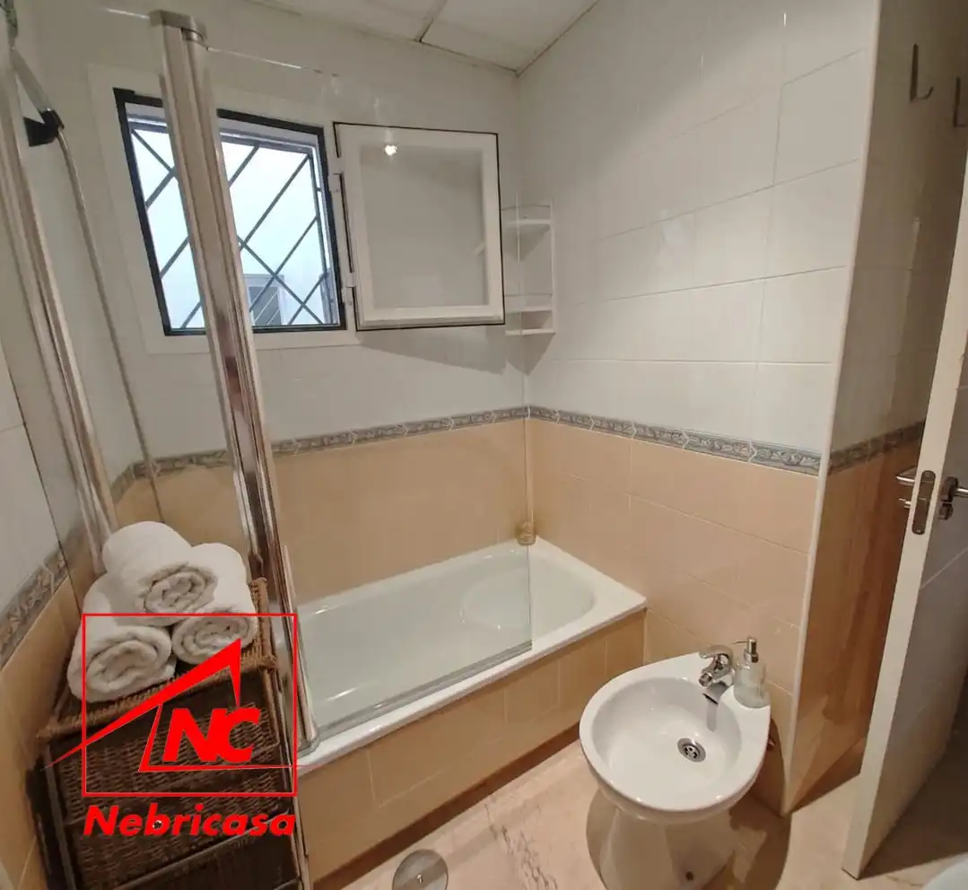Bathroom of Flat for sale in Rota  with Air Conditioner, Terrace and Storage room