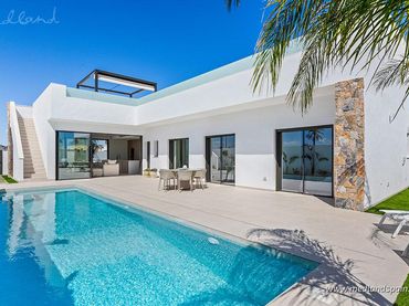 Villa mit Pool zum Verkauf in San Javier ciudad