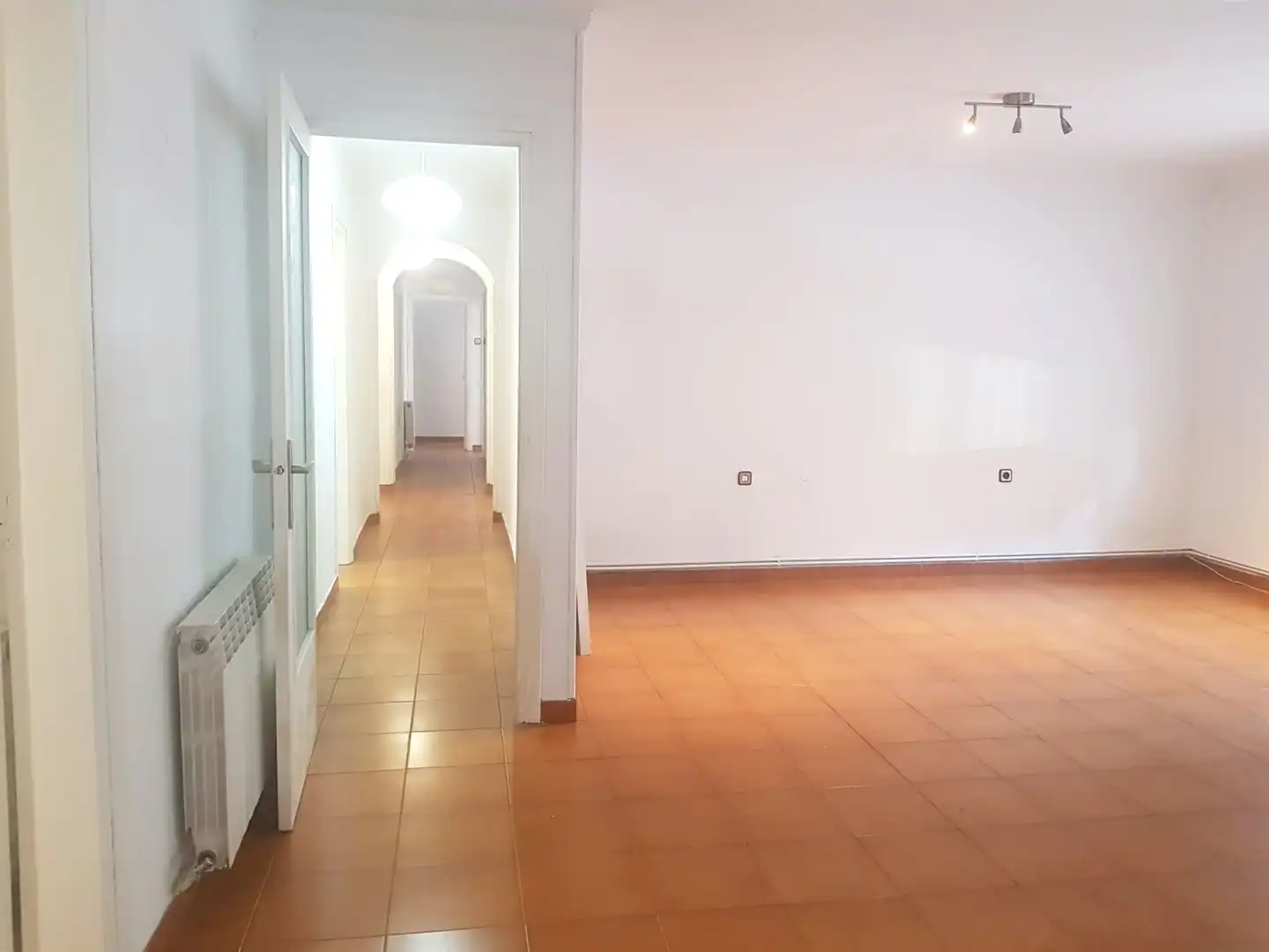 Flat with terrace for sale in Calle Joan Vidal i Jumbert