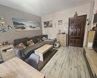 Sala d'estar de Estudi en venda en  Logroño amb Aire condicionat, Terrassa i Piscina