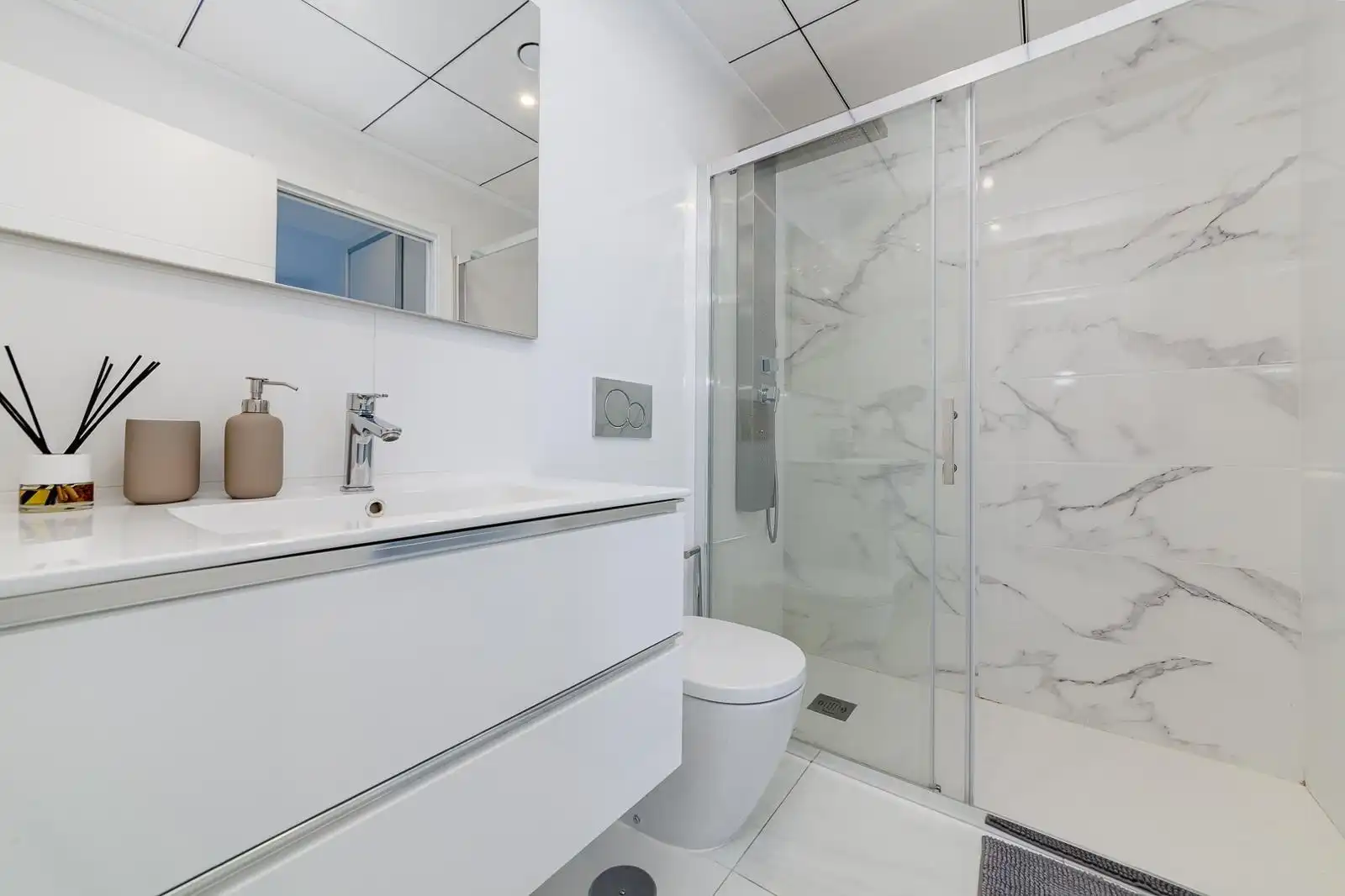 Baño de Casa o chalet en venta en Orihuela con Aire acondicionado, Calefacción y Jardín privado
