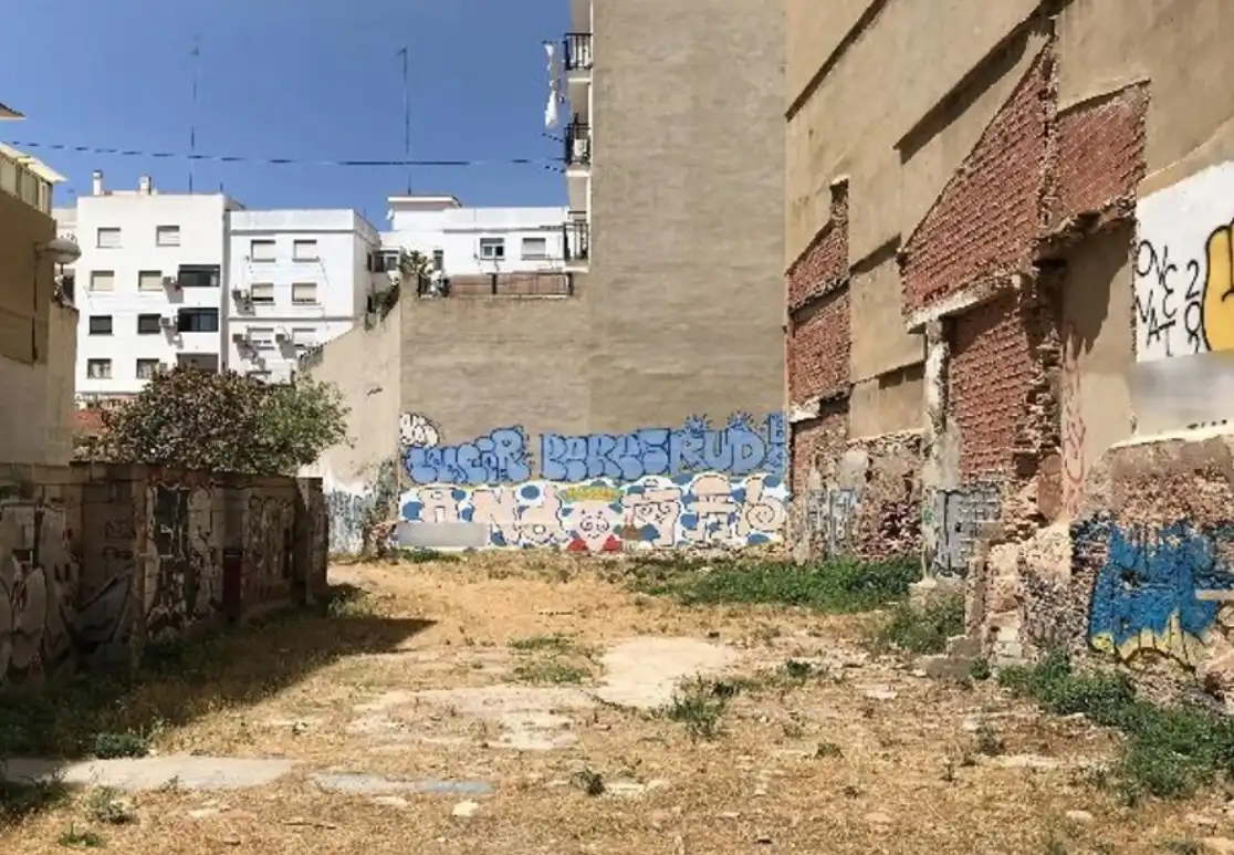 Residential land for sale in Carrer de Sagunt 101, imagen 4