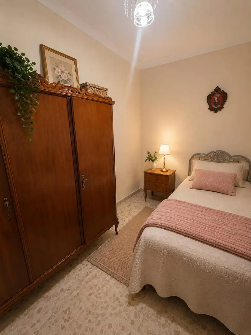 Habitación de Casa adosada en venta en San Sebastián de los Ballesteros con Terraza y Amueblado