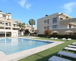 Swimming pool of Planta baja for sale in Estepona  with Air Conditioner, Heating and Private garden