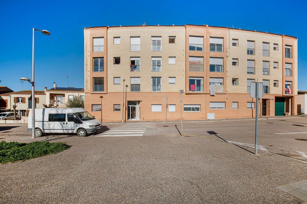 Exterior view of Flat for sale in Cassà de la Selva  with Swimming Pool