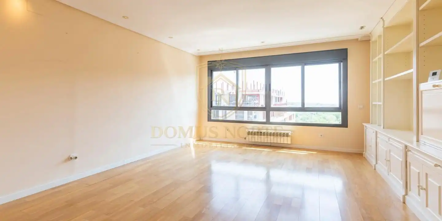 Piso con piscina en venta en Calle de José Donoso, imagen 4
