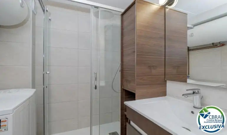 Apartamento con ascensor en venta en Carrer Muga-Delta, imagen 10