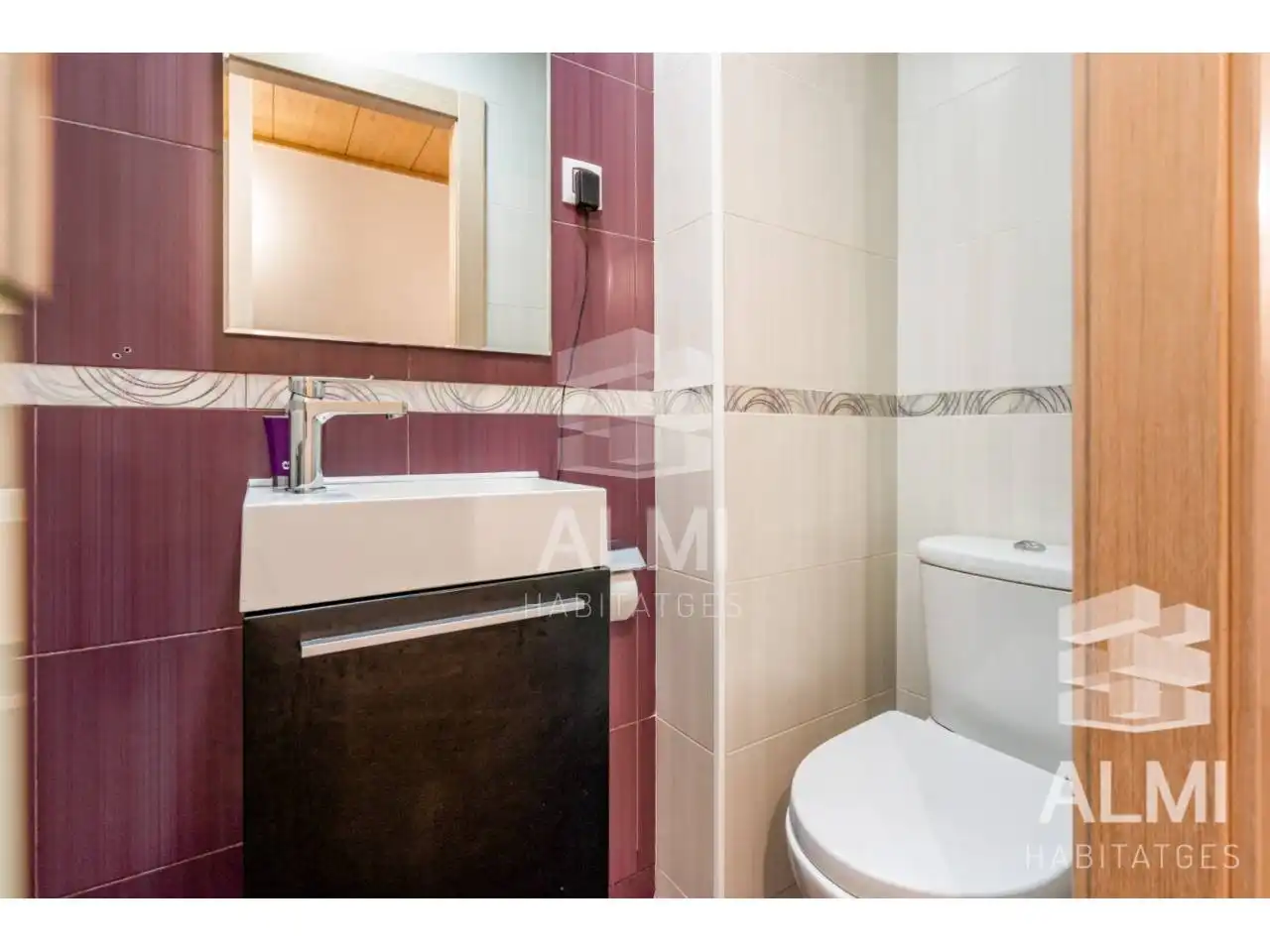 Badezimmer von Wohnung zum Verkauf in Barcelona mit Klimaanlage, Parkett und Terrasse