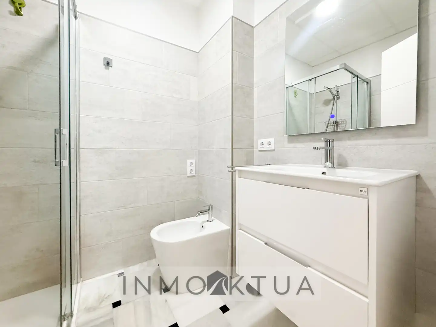 Baño de Piso en venta en Jerez de la Frontera con Aire acondicionado, Horno y Lavadora