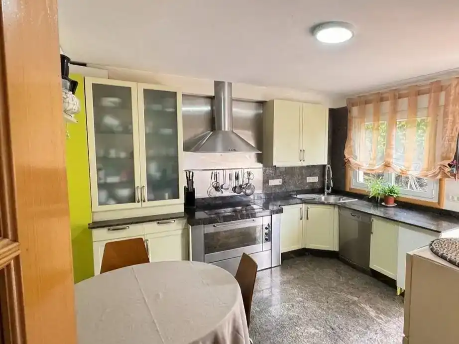 Kitchen of Houses for sale in Loureda - Lañas - Barrañán