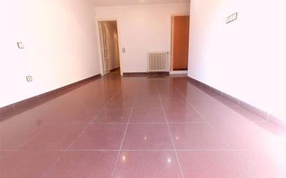 Flat for sale in Badalona  with Air Conditioner and Terrace