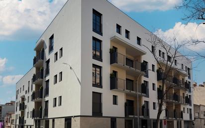 Exterior view of Planta baja for sale in Terrassa  with Air Conditioner, Heating and Balcony