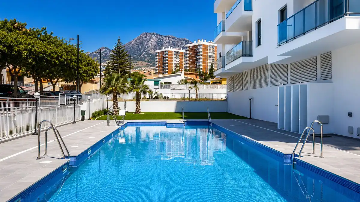 Apartament amb piscina en venda a Parque de la Paloma, imagen 2