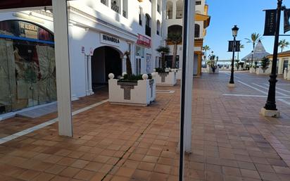 Vista exterior de Local de lloguer en Marbella amb Terrassa