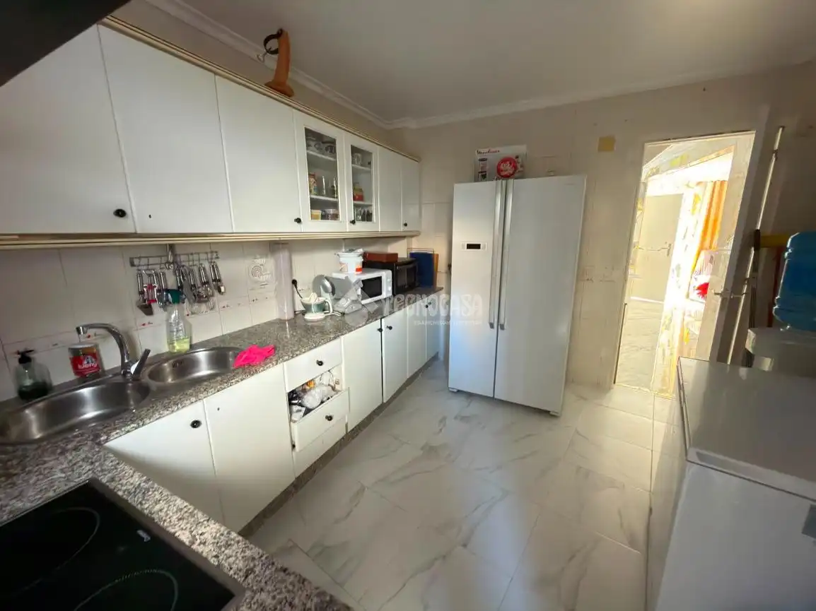 Cocina de Casa adosada en venta en Antequera con Aire acondicionado, Terraza y Trastero