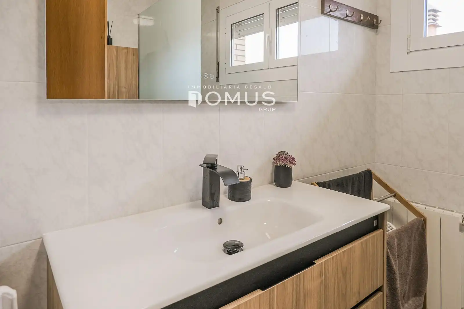Bedroom of Houses for sale in Besalú  with Air Conditioner, Private garden and Terrace