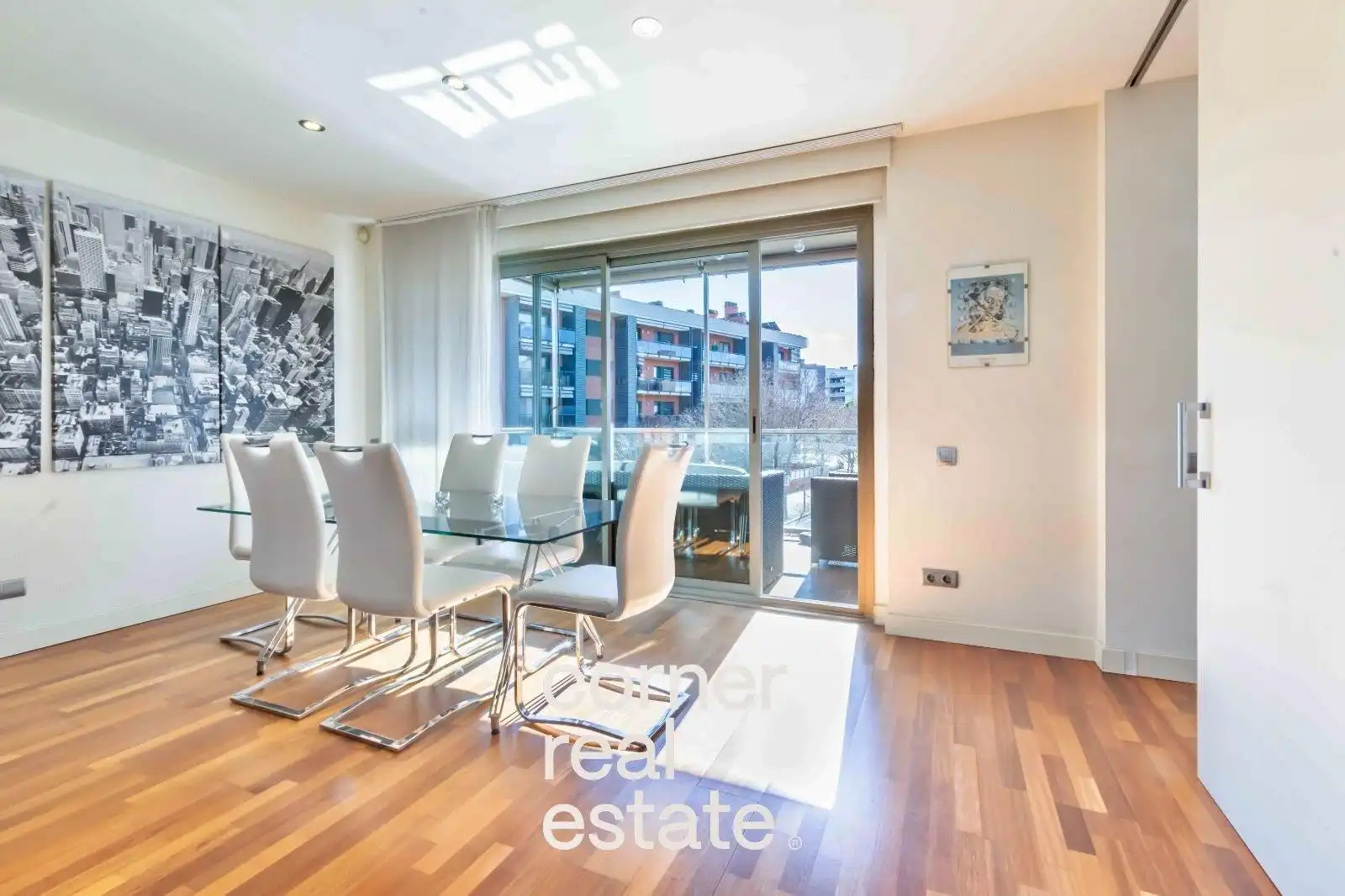 Exterior view of Flat for sale in Sant Cugat del Vallès  with Air Conditioner, Heating and Parquet flooring