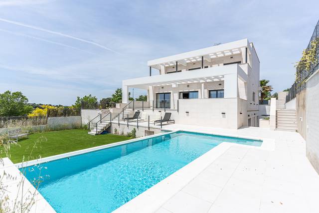 Casa-chalet en Venta en Los Satélites - Roza Martín
