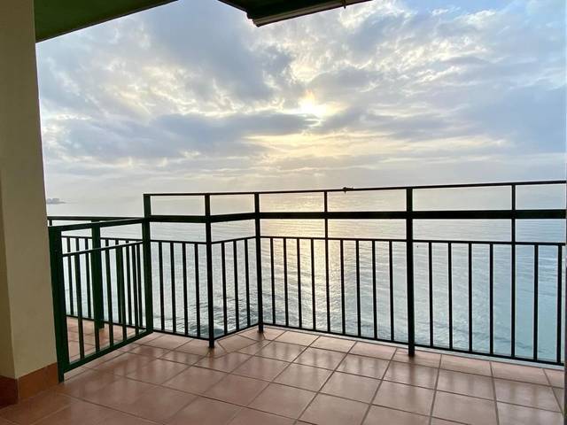 Piso en Alquiler en Paseo Marítimo Rey de España en Las Gaviotas  - Carvajal