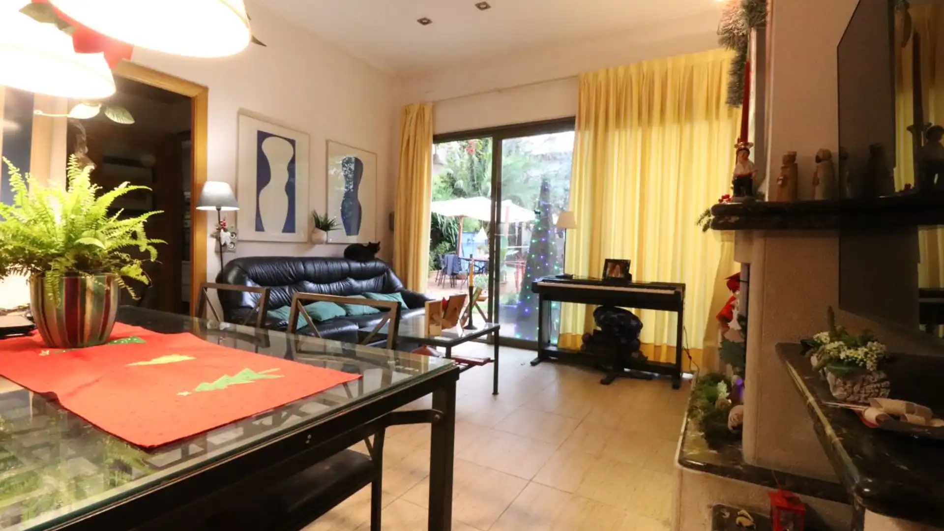 Living room of Single-family semi-detached for sale in Sabadell  with Air Conditioner and Heating