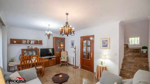 Foto 5 de Casa adosada en venta en Híjar, Las Gabias