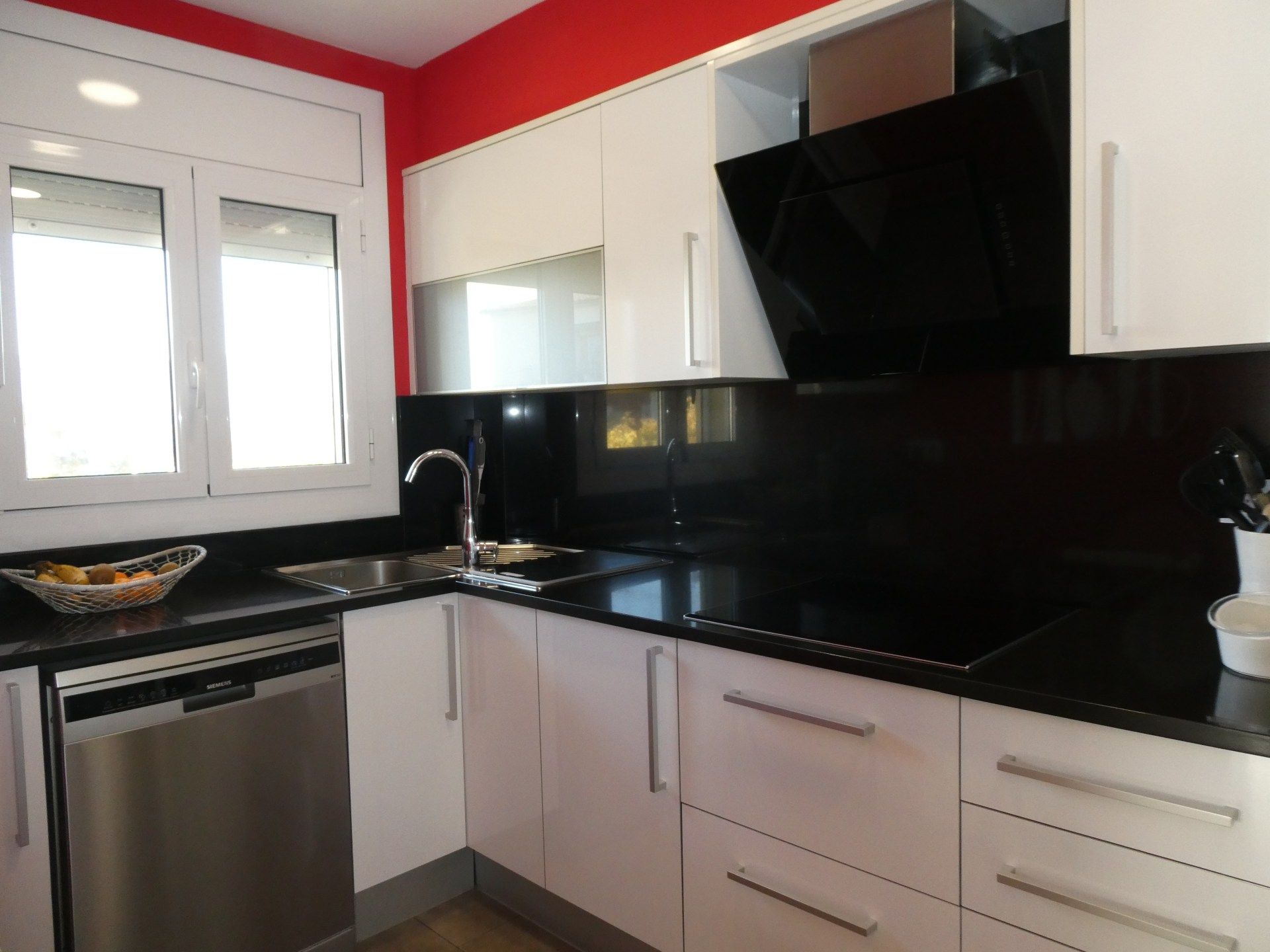 Cuina de Pis en venda en Torelló amb Calefacció, Traster i Balcó