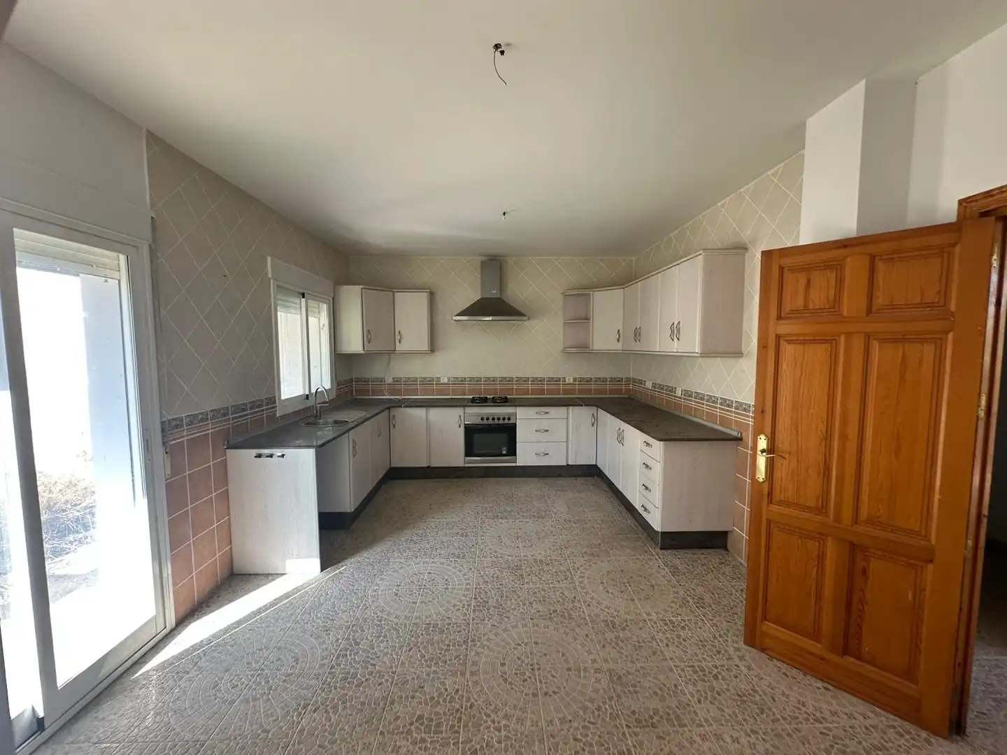 Cocina de Casa o chalet en venta en Lucainena de las Torres con Jardín privado y Terraza