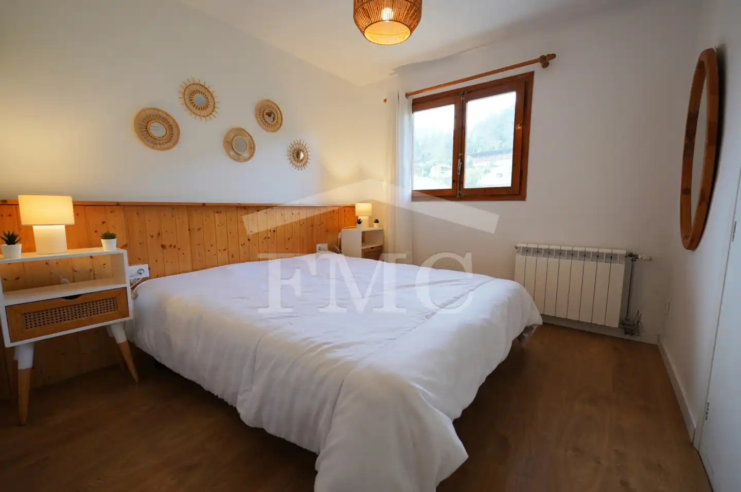 Bedroom of Flat for rent in Alp  with Heating, Parquet flooring and Storage room