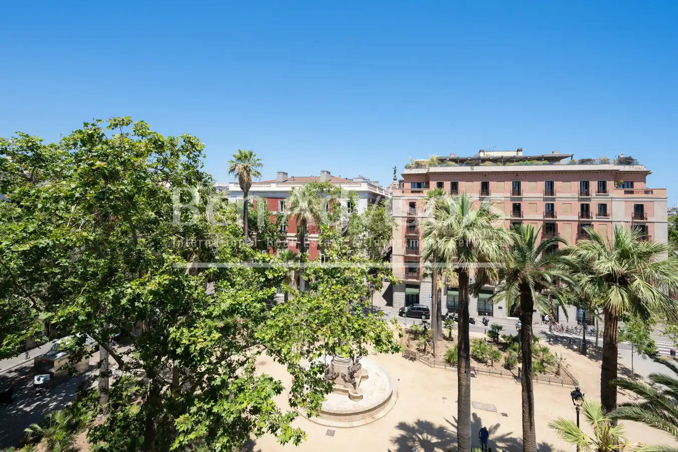 Appartamento con terrazza in vendita a Plaça del Duc de Medinaceli, imagen 6