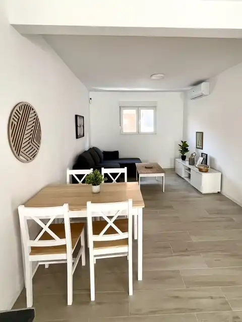 Sala d'estar de Apartament en venda en Coslada amb Aire condicionat, Calefacció i Moblat
