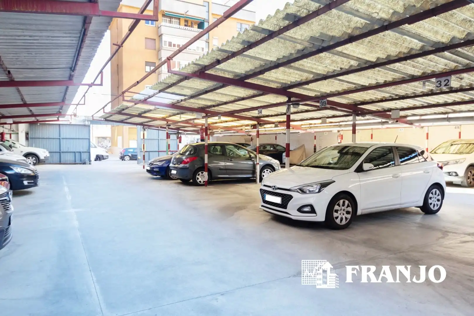 Parkplatz von Residential zum Verkauf in Sabadell
