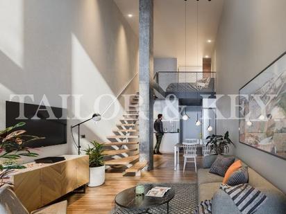 Sala d'estar de Dúplex en venda en  Madrid Capital amb Aire condicionat, Terrassa i Balcó