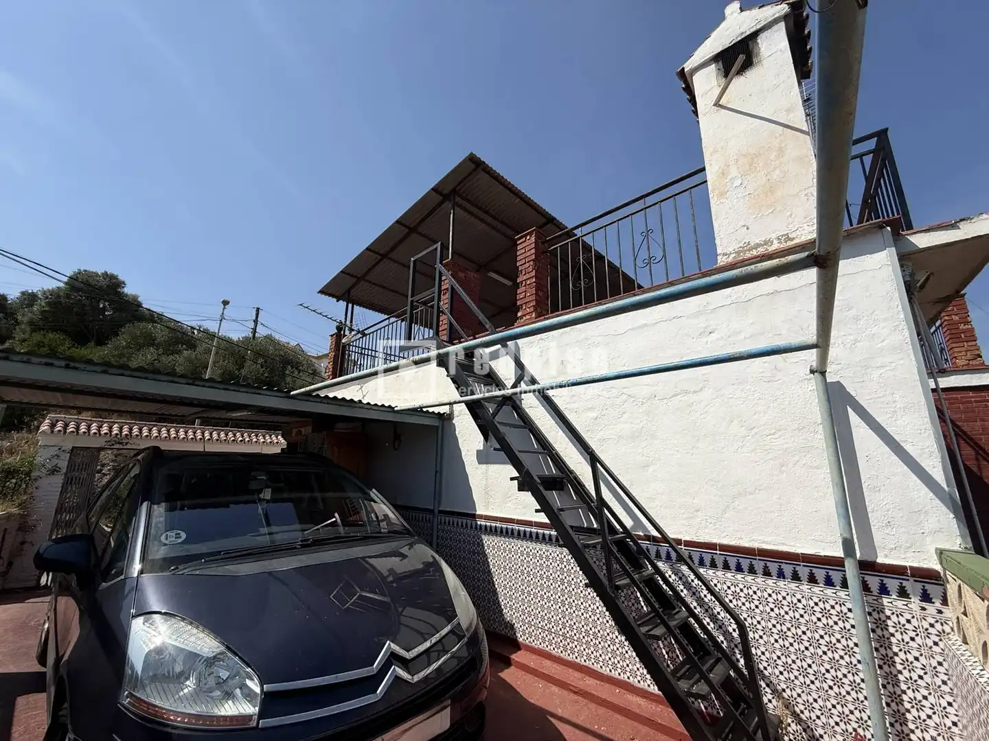 Vista exterior de Casa o xalet en venda en Málaga amb Terrassa