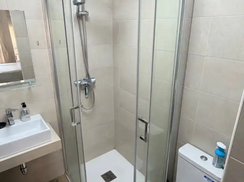 Badezimmer von Wohnung zur Miete in  Murcia Capital mit Klimaanlage und Balkon