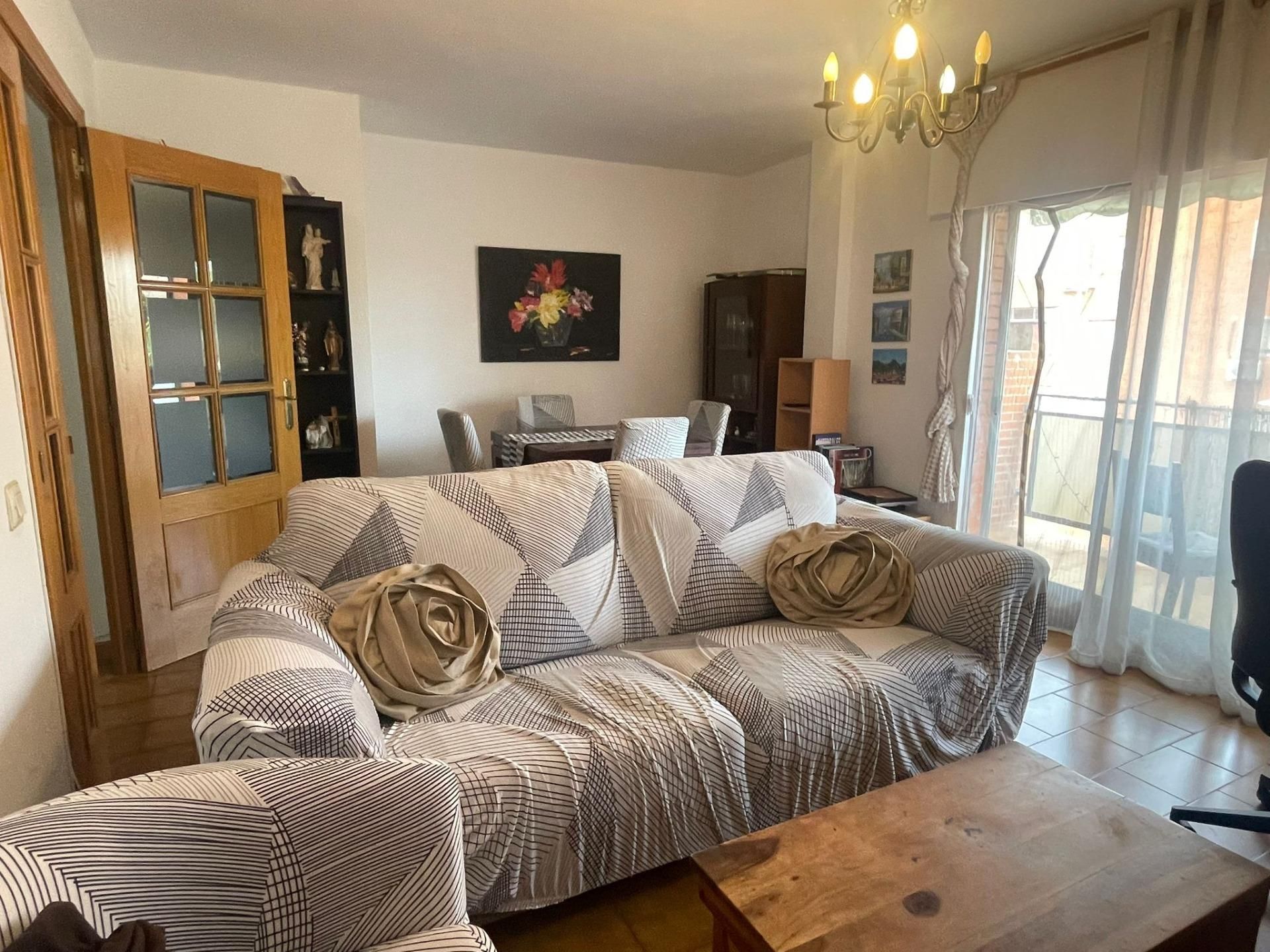 Living room of Flat for sale in Leganés  with Heating, Private garden and Terrace
