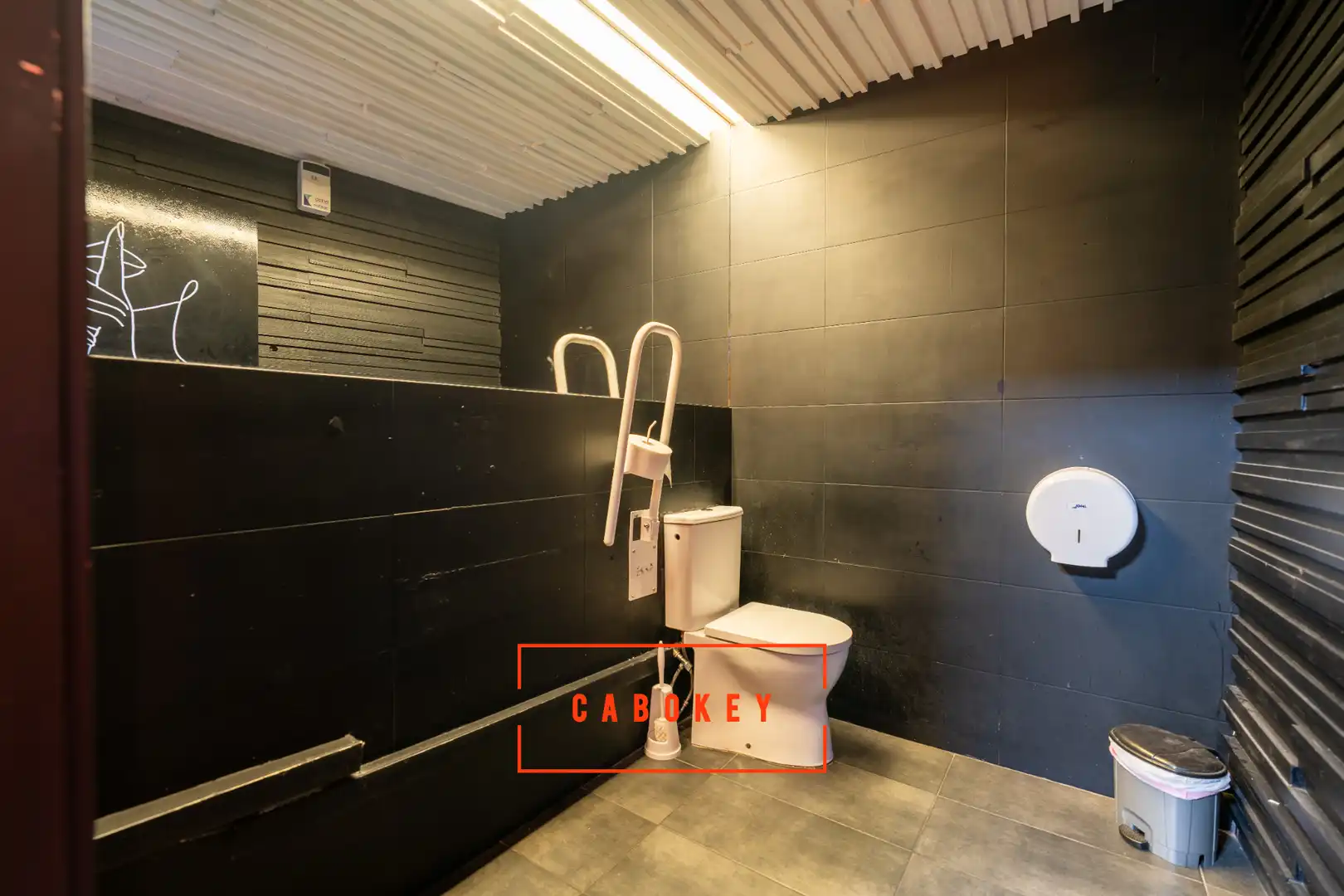 Business premises for transfer in Calle Martínez Almagro, imagen 19