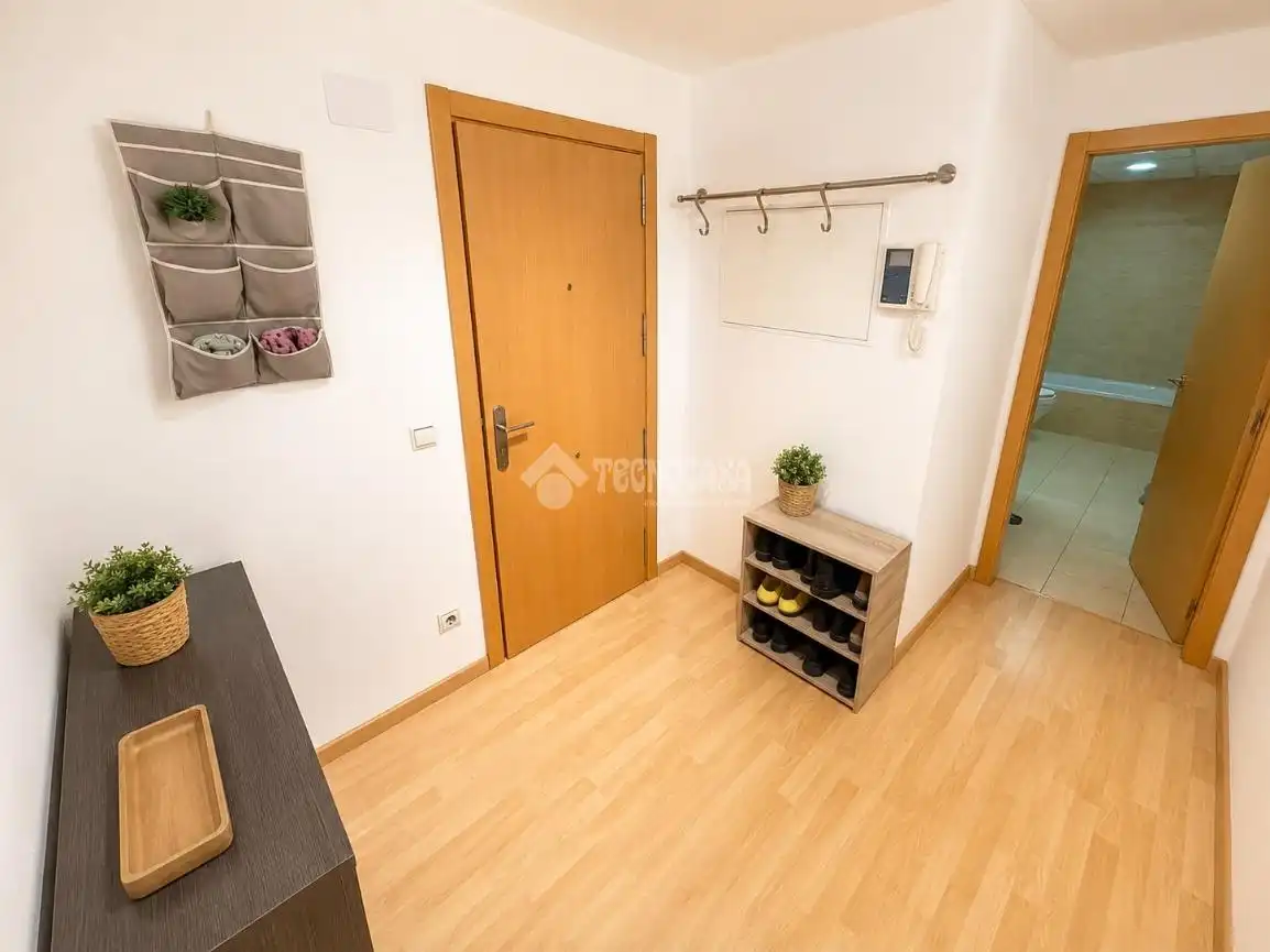 Wohnung zum Verkauf in Zaragoza mit Balkon