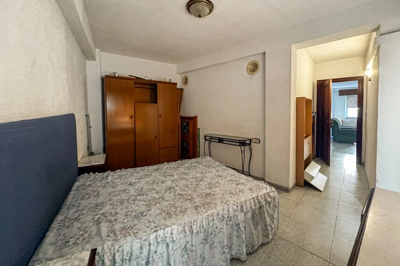 Habitación de Piso en venta en Almería con Terraza y Trastero