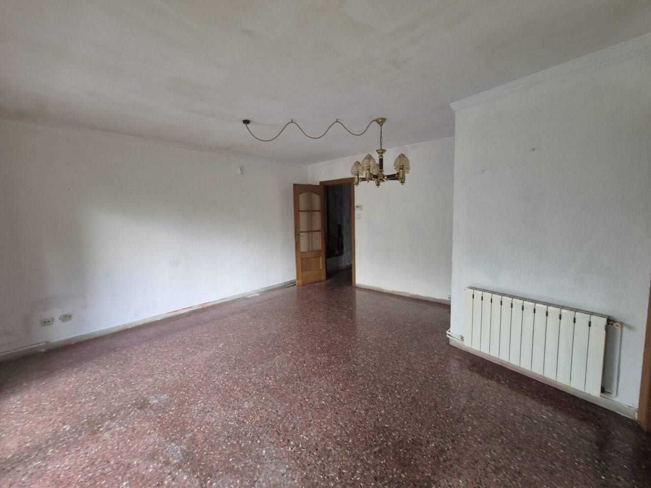 Piso en venta en Terrassa con Calefacción y Balcón