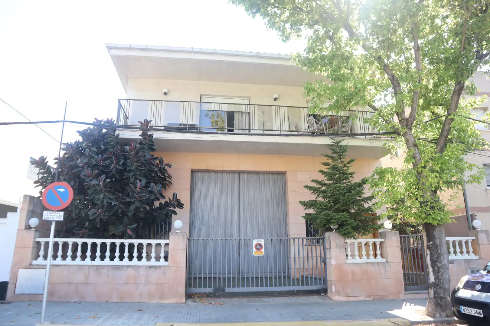 Vista exterior de Casa o xalet en venda en Cerdanyola del Vallès amb Calefacció, Terrassa i Traster