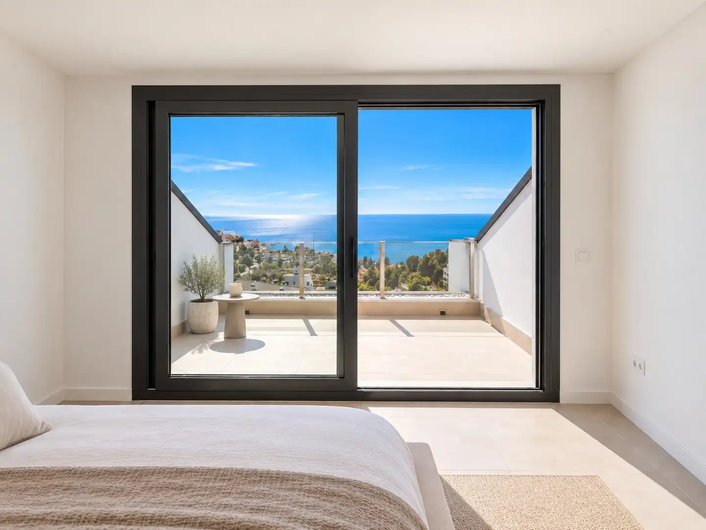 Penthouse with pool for sale in Torrequebrada, imagen 7