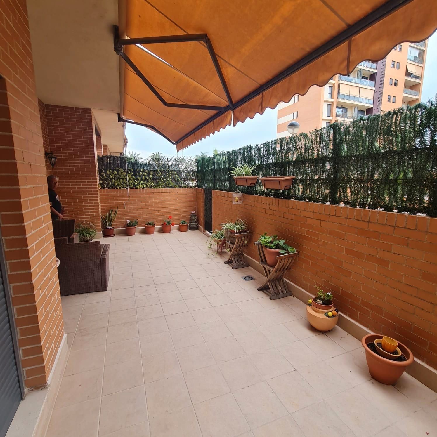Terrace of Flat for sale in Alicante / Alacant  with Private garden and Community pool