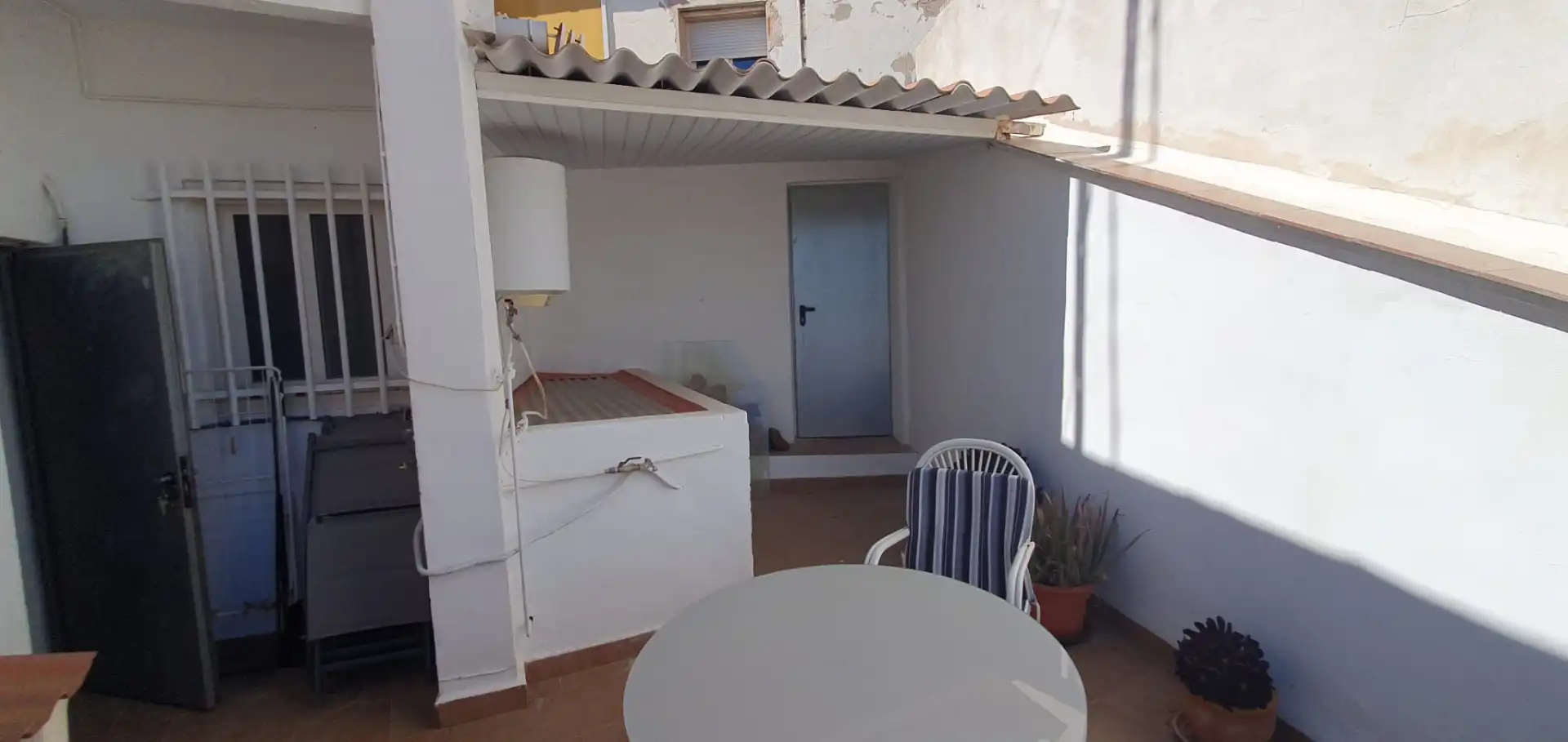 Terrassa de Casa adosada en venda en Sax amb Traster, Moblat i Forn