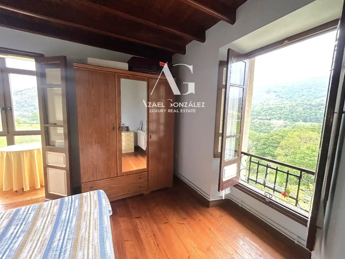 Bedroom of Houses for sale in Peñamellera Baja  with Private garden, Terrace and Storage room