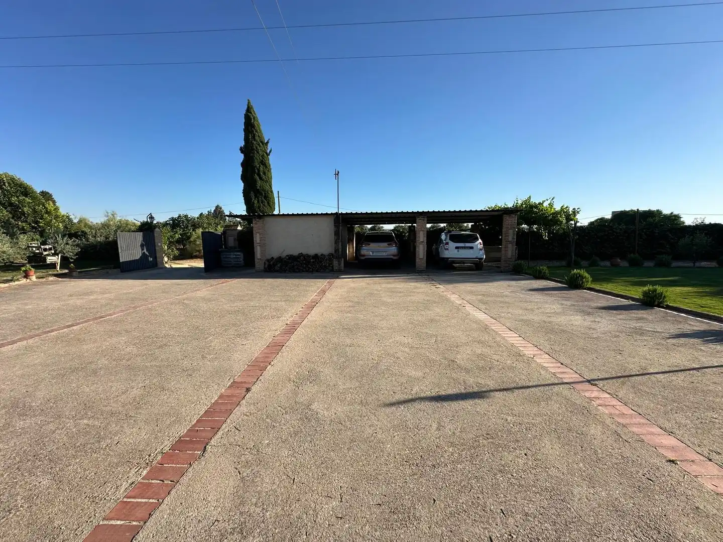 Parking de Casa o chalet en venta en Montearagón con Aire acondicionado, Calefacción y Jardín privado