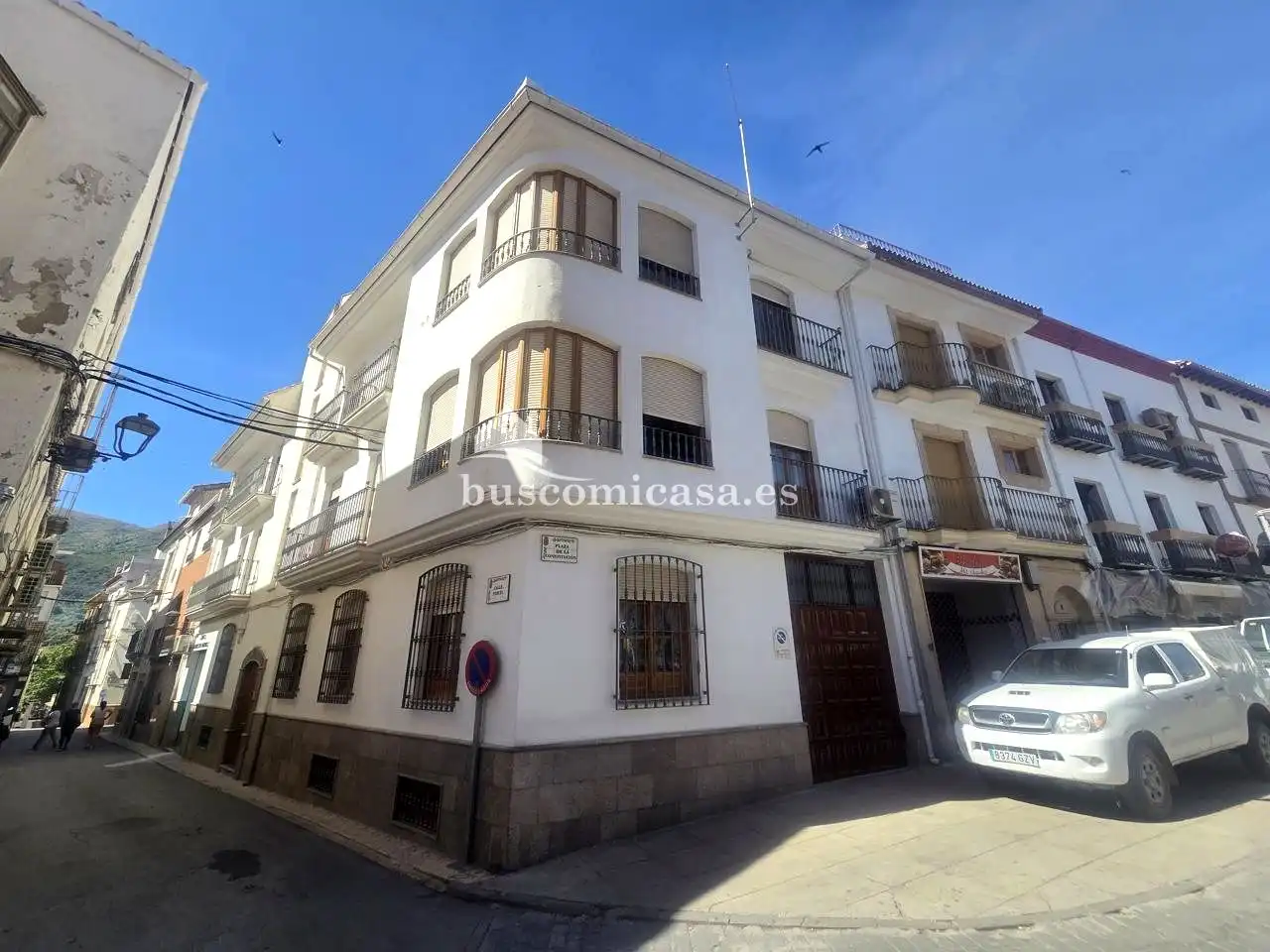 Außenansicht von Wohnung zum Verkauf in Valdepeñas de Jaén mit Balkon