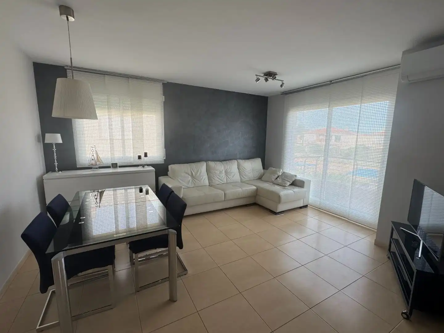 Apartment with pool for sale in Les Tres Soques 6