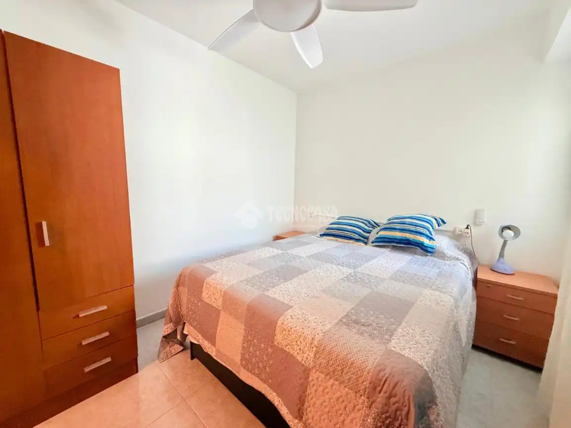 Schlafzimmer von Wohnung zum Verkauf in Mislata mit Klimaanlage und Balkon