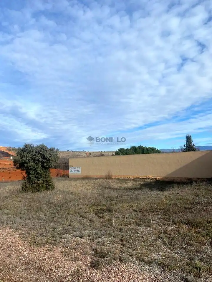Edifici en venda en Albentosa